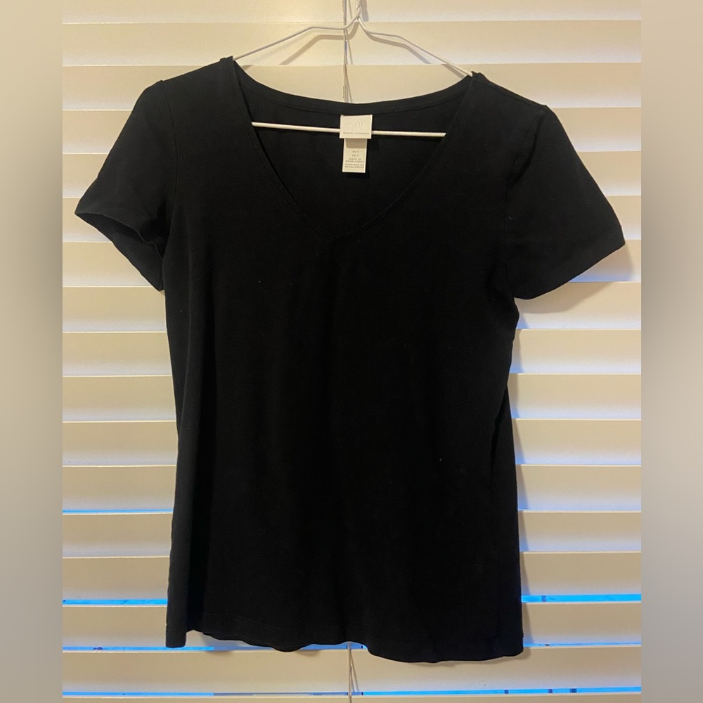 H&M basic black tshirt - Picture 2 of 3
